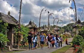 PARIWISATA